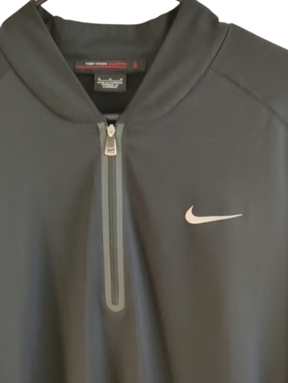 Nike Tiger Woods Collection Tech 2.0 Mens Black 1/4 Zip Golf Pullover Jacket XL - Picture 2 of 14